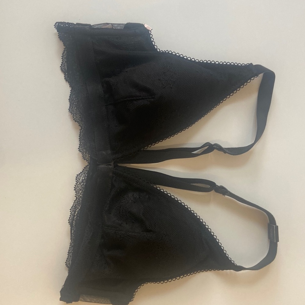Brand‎ new victoria secret bra size M